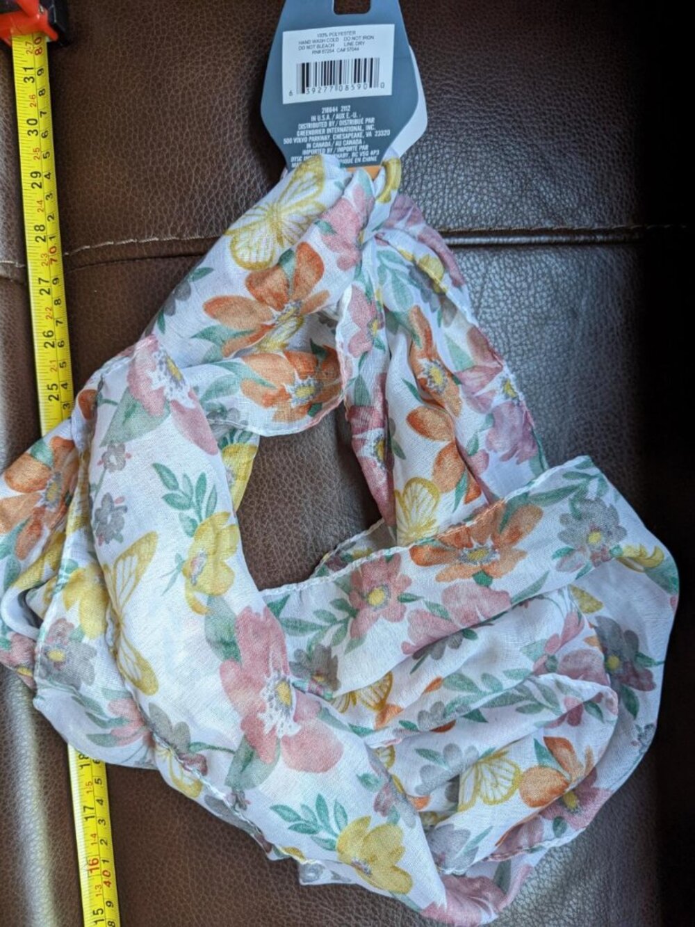 Brand New Beautiful Floral Juncture Scarf. (Ship the same day)